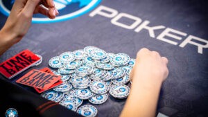 Quy tắc trong poker chơi sao?